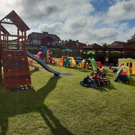 Bueno בית אירוח *